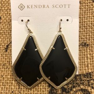 Kendra Scott Alexandras (gold hardware) 🤩
